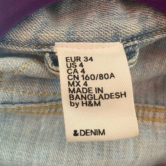 NWOT &Denim Light Wash Denim Jean Vest - Picture 2 of 5